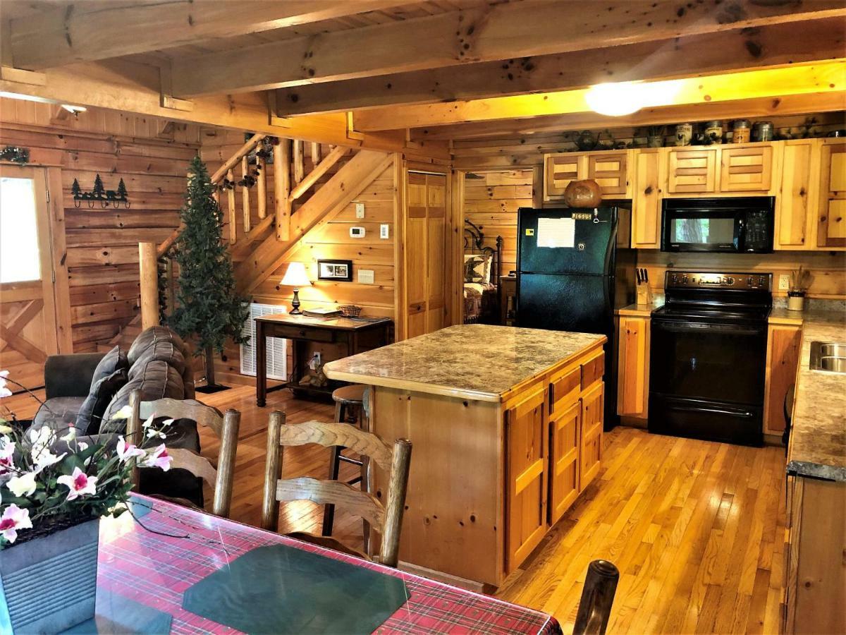 Bear Pleasures Cabin Villa Gatlinburg Exterior foto